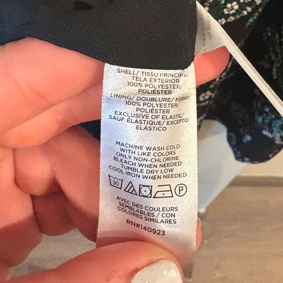 LOFT Black Paisley Floral Long Sleeve Dress | Size 8 - Picture 2 of 3